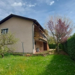 Maison de 120m2 à Pont-Évêque avec Grand Garage et Balcon