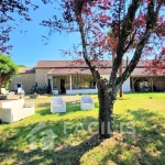 Maison Spacieuse et Lumineuse avec Parc Arboré à La Rochette