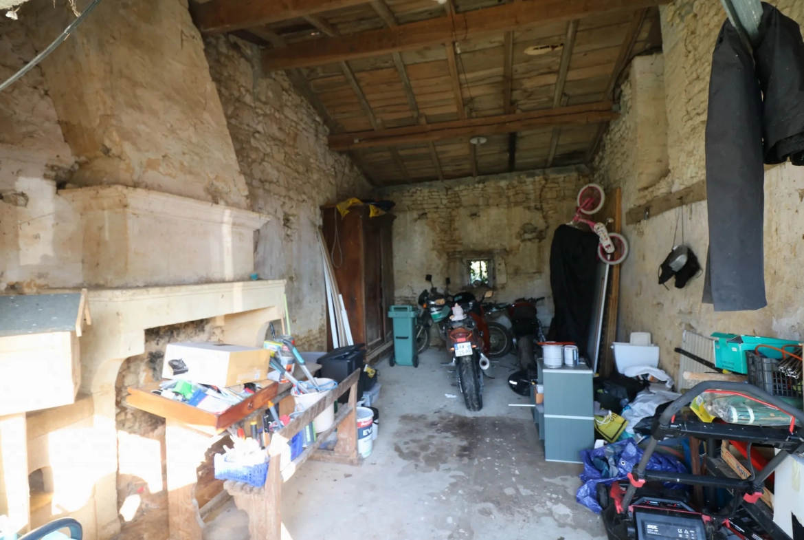 Maison à Saint-Savinien avec Jardin et Garage 