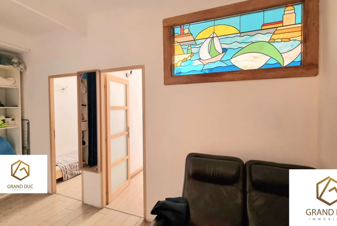 Appartement à Marseille 2 avec 2 chambres et terrasse 