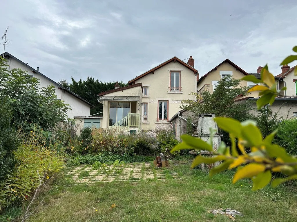 Maison indépendante avec 3 chambres à Nevers 