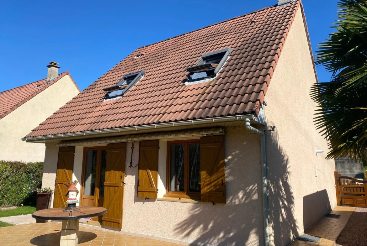 Maison de 90m2 à MANTES LA VILLE avec jardin et climatisation 