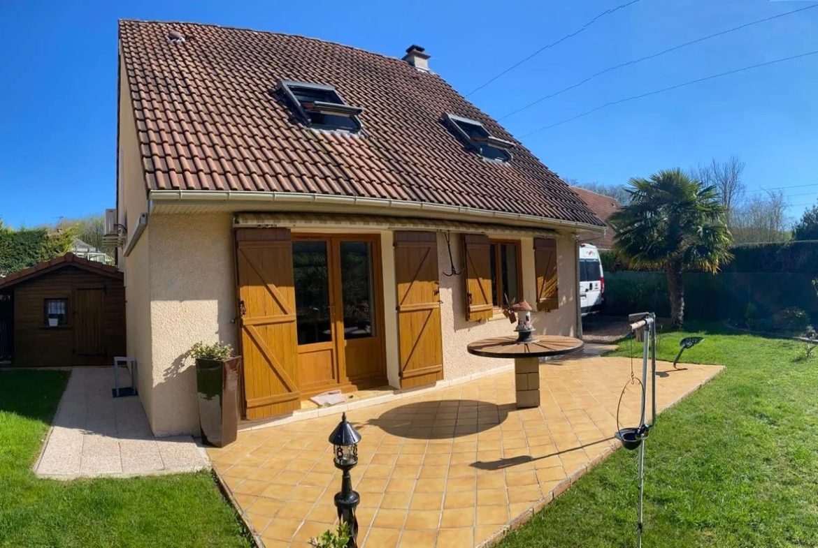 Maison de 90m2 à MANTES LA VILLE avec jardin et climatisation 