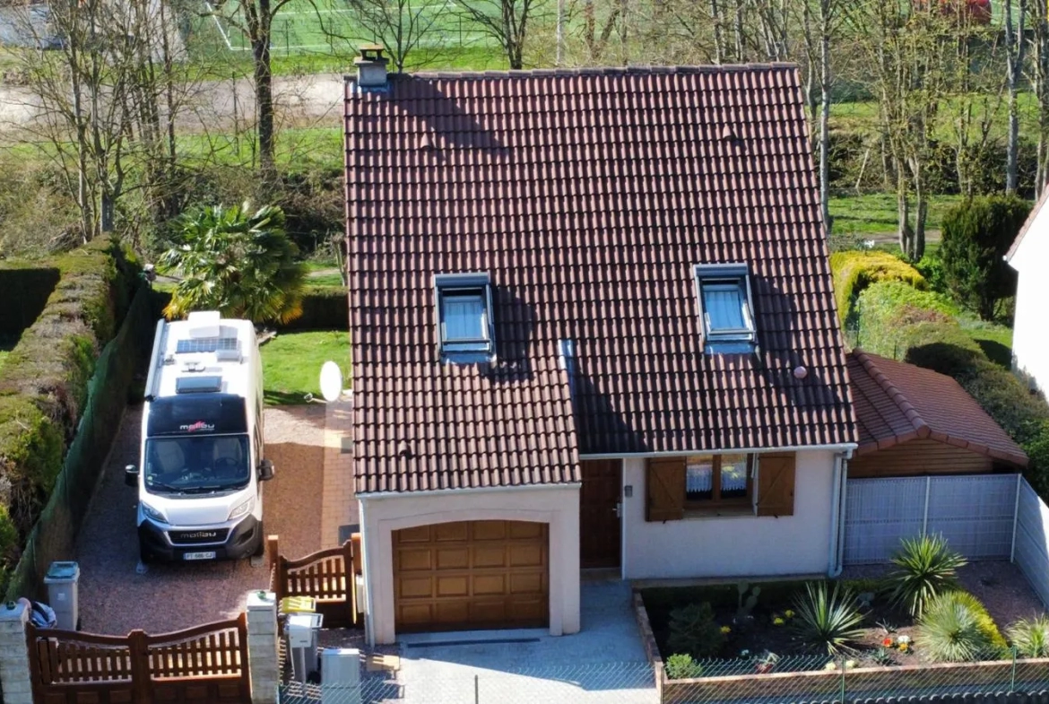 Maison de 90m2 à MANTES LA VILLE avec jardin et climatisation 