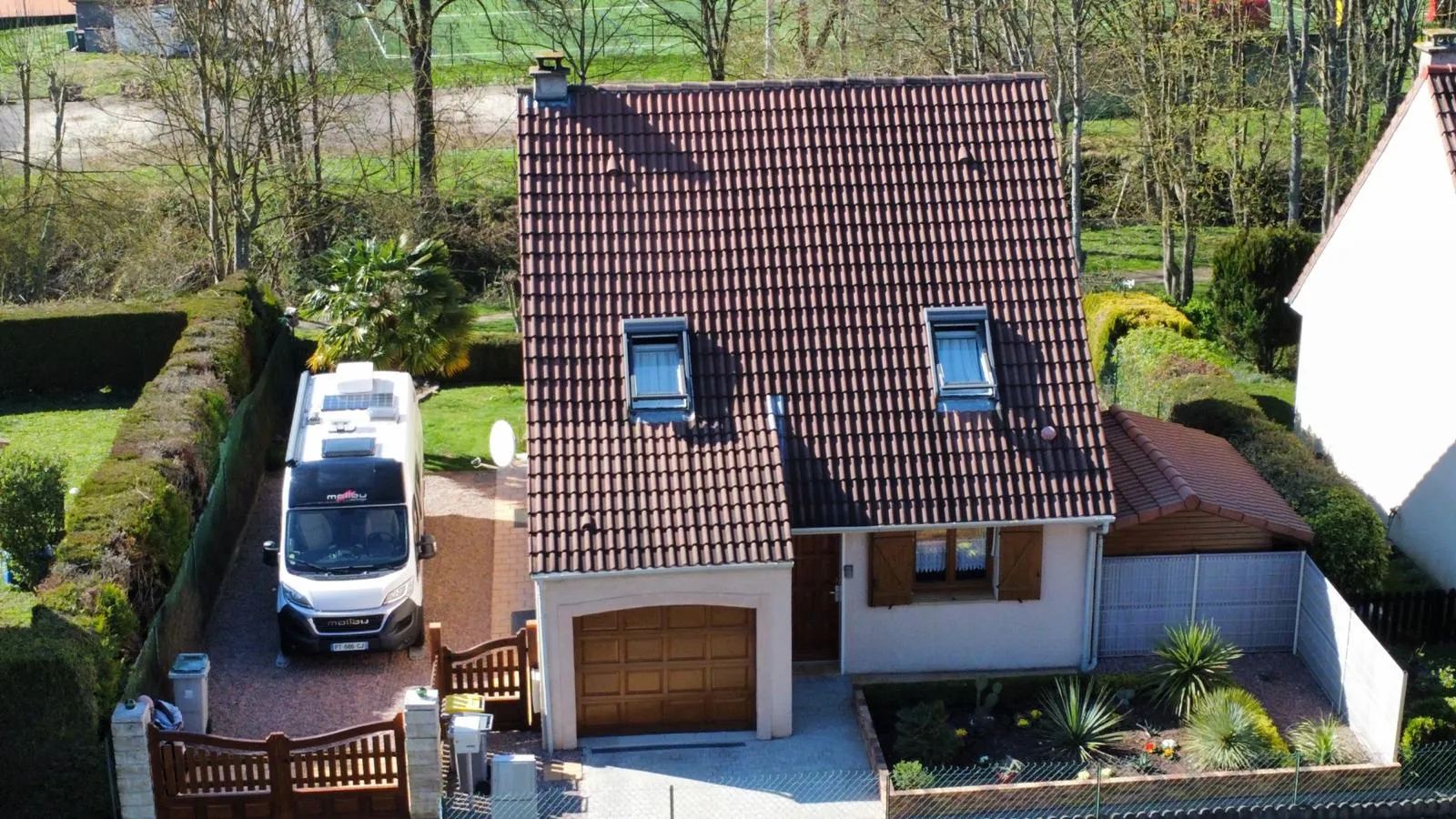 Maison de 90m2 à MANTES LA VILLE avec jardin et climatisation 