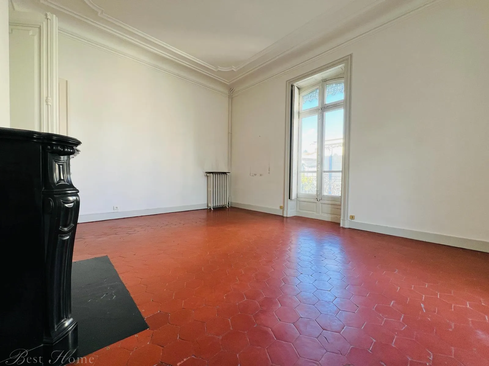 Studio à vendre Quartier Carnot proche Arènes Nîmes 