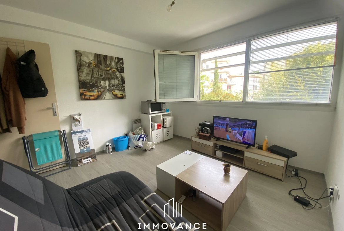 Studio rénové 19m2 Montpellier Arceaux | Investissement 