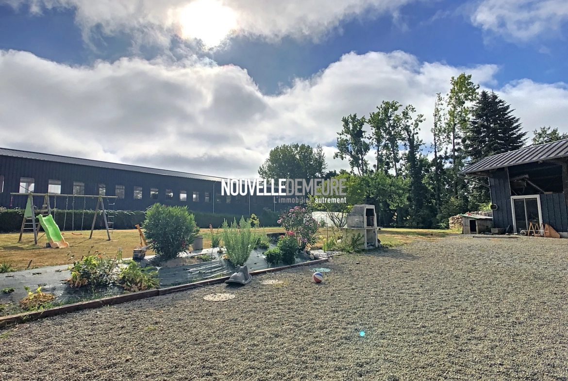 Belle Maison en Pierre 5 Chambres avec Grand Jardin - La Boussac 