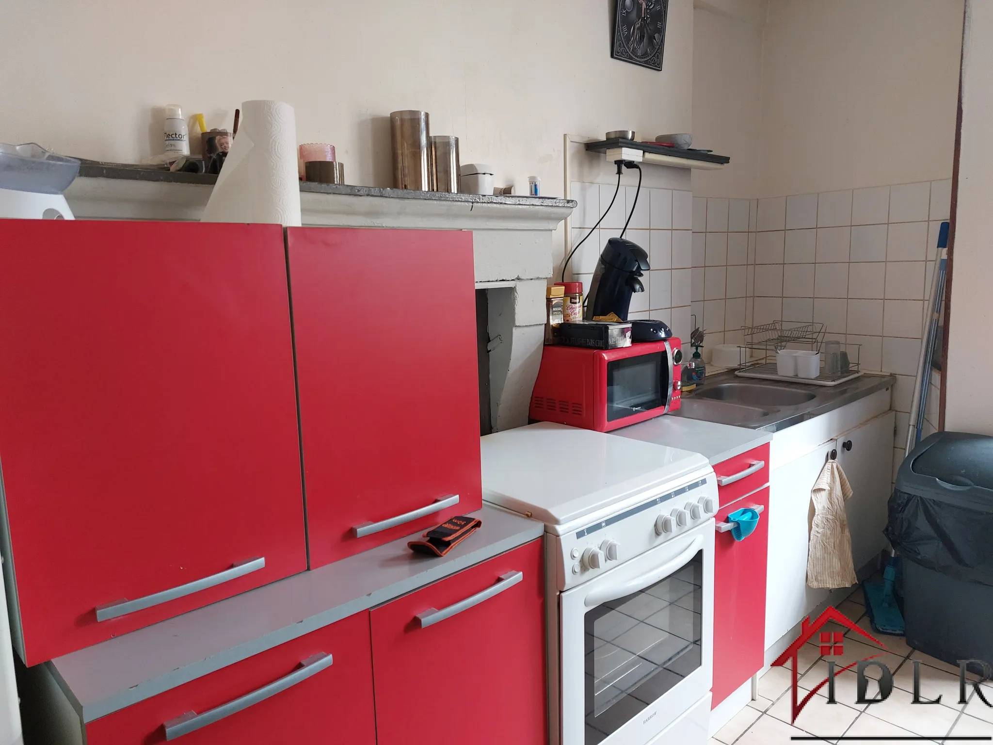 Immeuble avec 2 appartements à Montreuil sur Blaise 