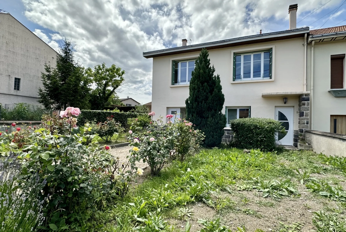 Maison 5 pièces avec jardin - Aubiere proche Clermont-Ferrand 