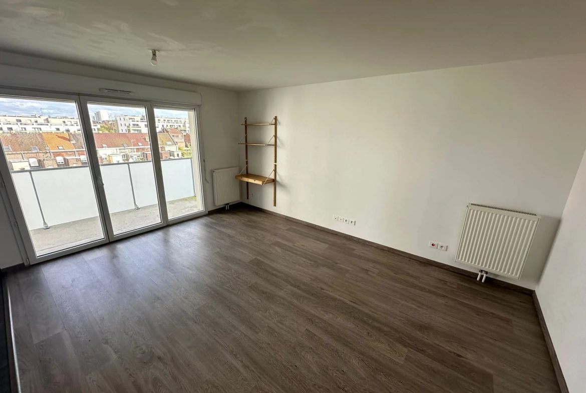 Appartement avec Balcon et Parking à St Andre Lez Lille 