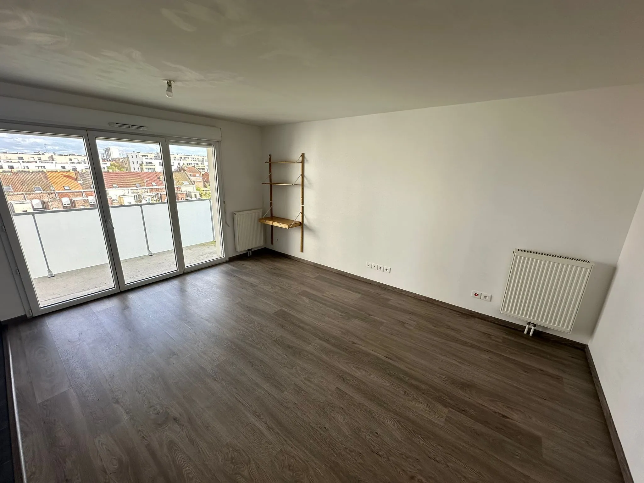 Appartement avec Balcon et Parking à St Andre Lez Lille 