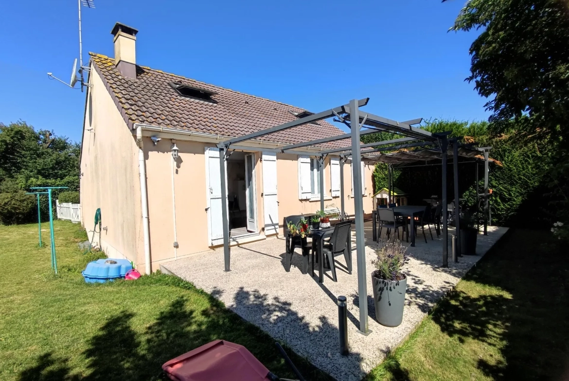 Charmante maison rénovée à Auneau avec vue sur la nature 