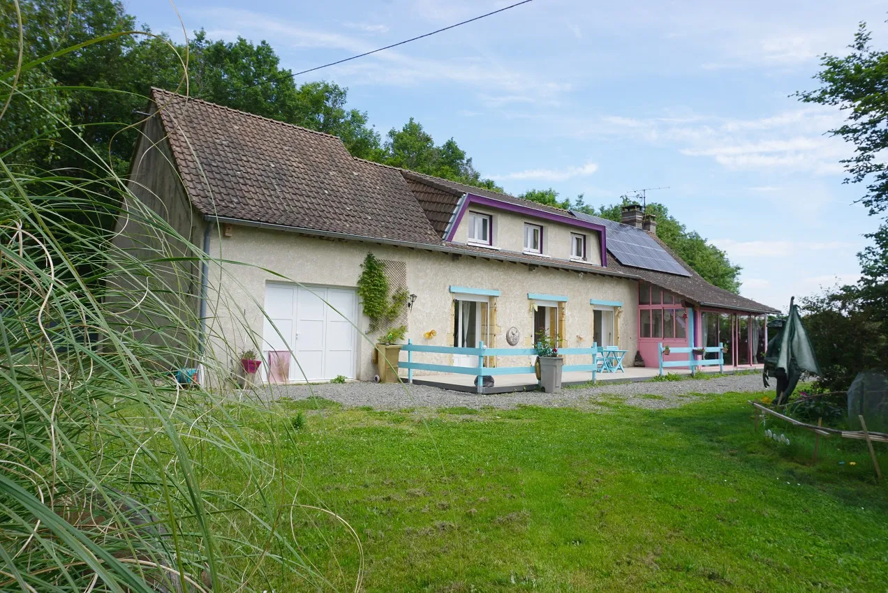 Grande maison de campagne à Paray le Monial 