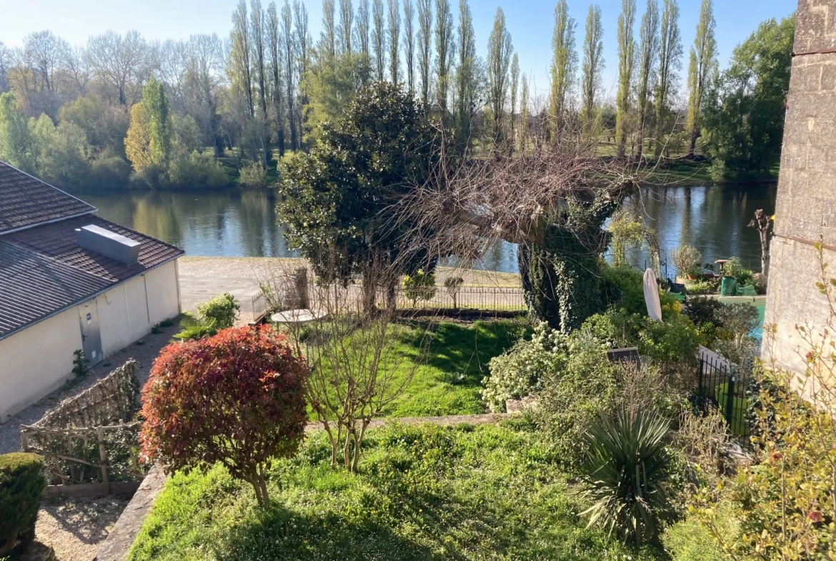 Maison de Village avec Jardin et vue sur La Rivière - 33890 Pessac sur Dordogne 