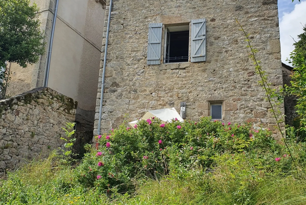 Jolie Maison de Village avec Vue 