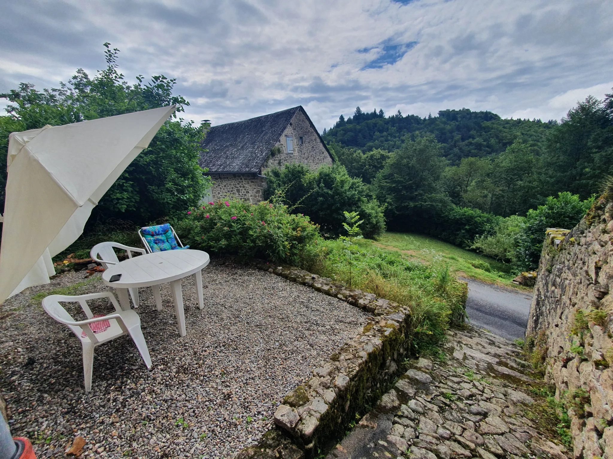 Jolie Maison de Village avec Vue 