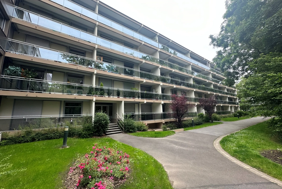 Appartement T4 84m2 à Vaires Sur Marne avec Vue sur le Parc 