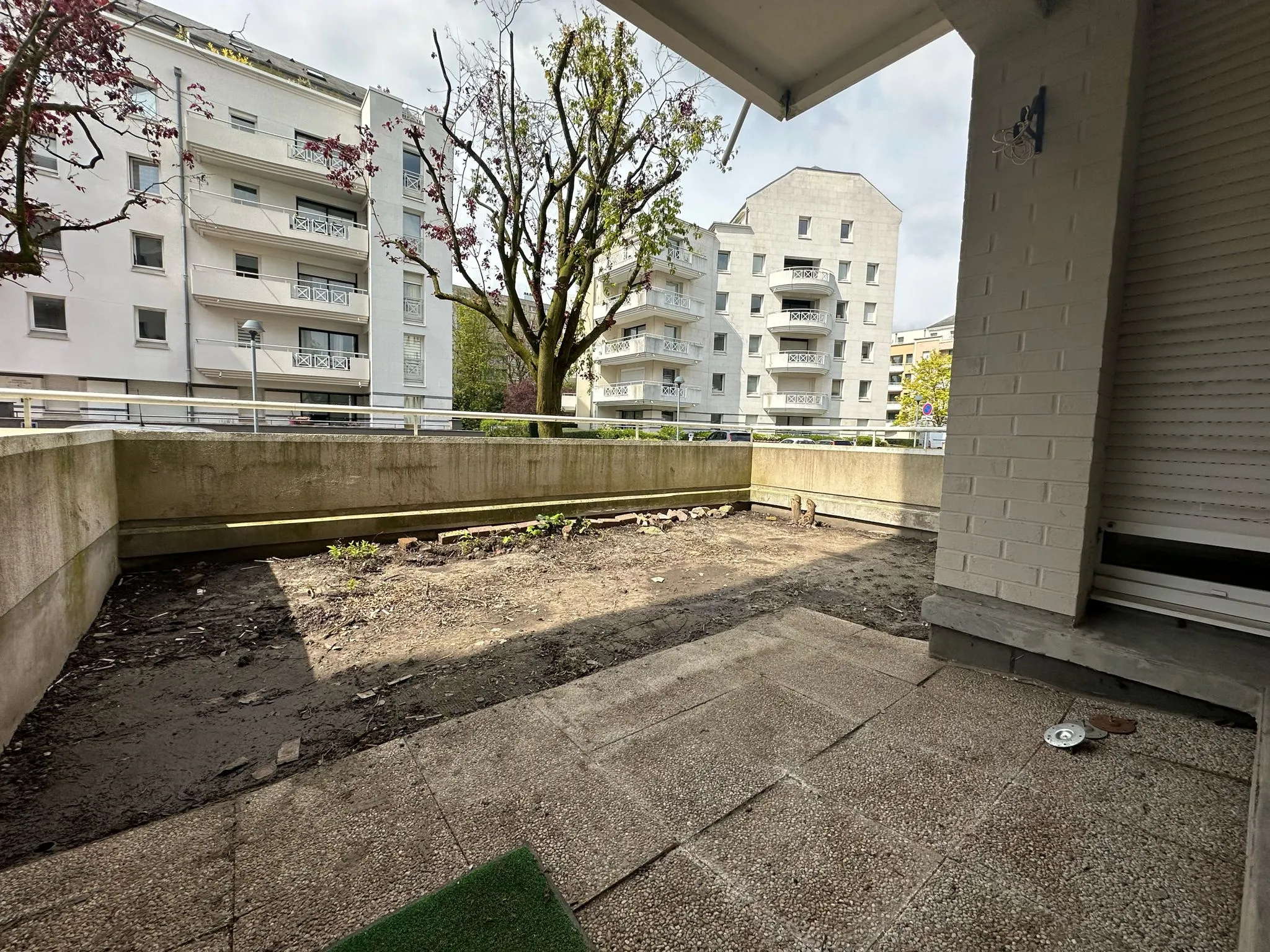 Appartement T3 avec terrasse et parking à La Madeleine 