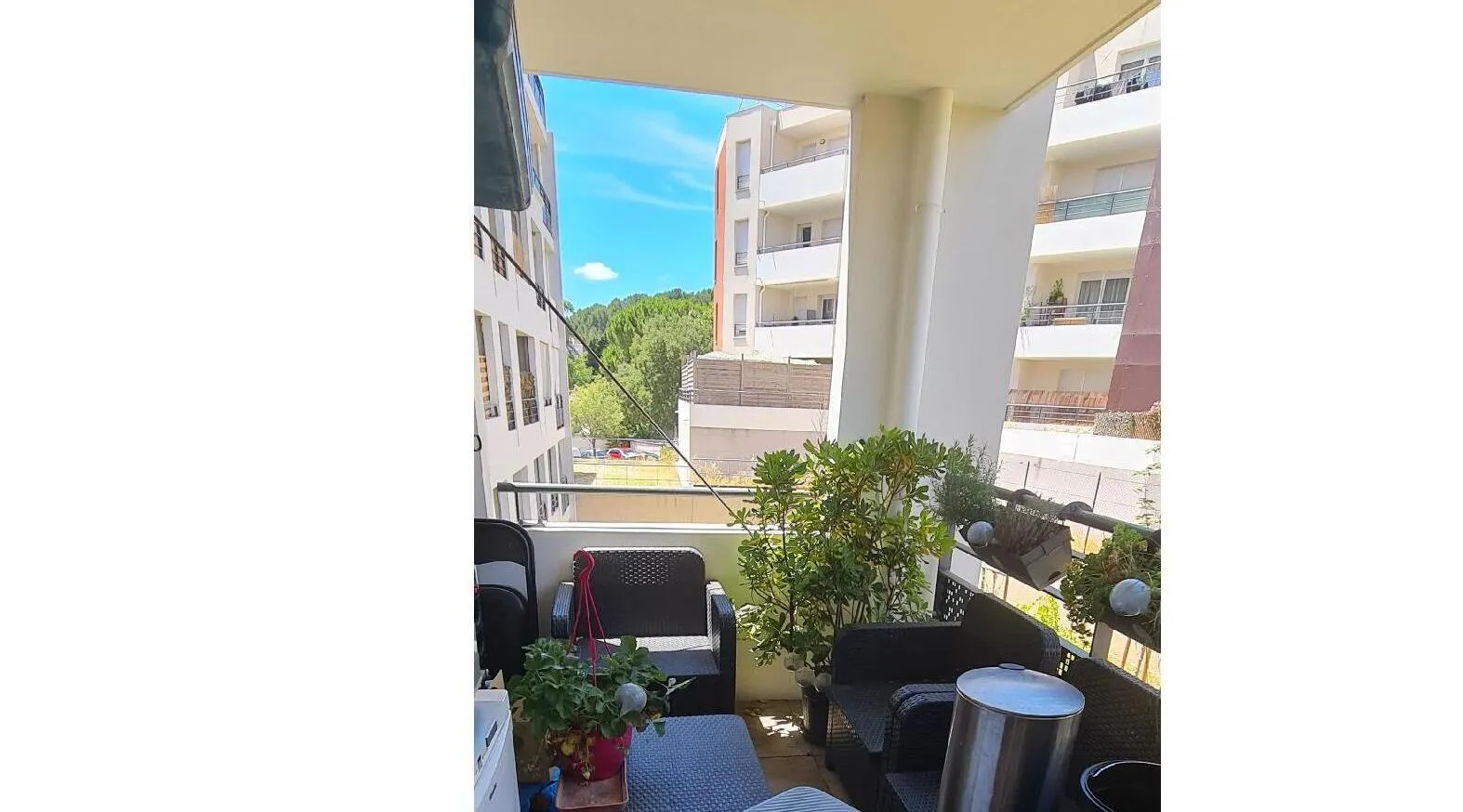 Appartement Type 2 avec double garage à Gardanne 