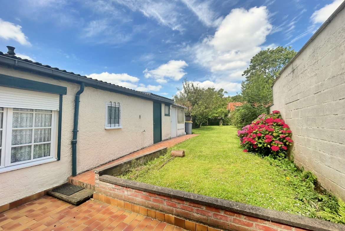 Maison Mitoyenne avec Garage à Rénover à Mouvaux 