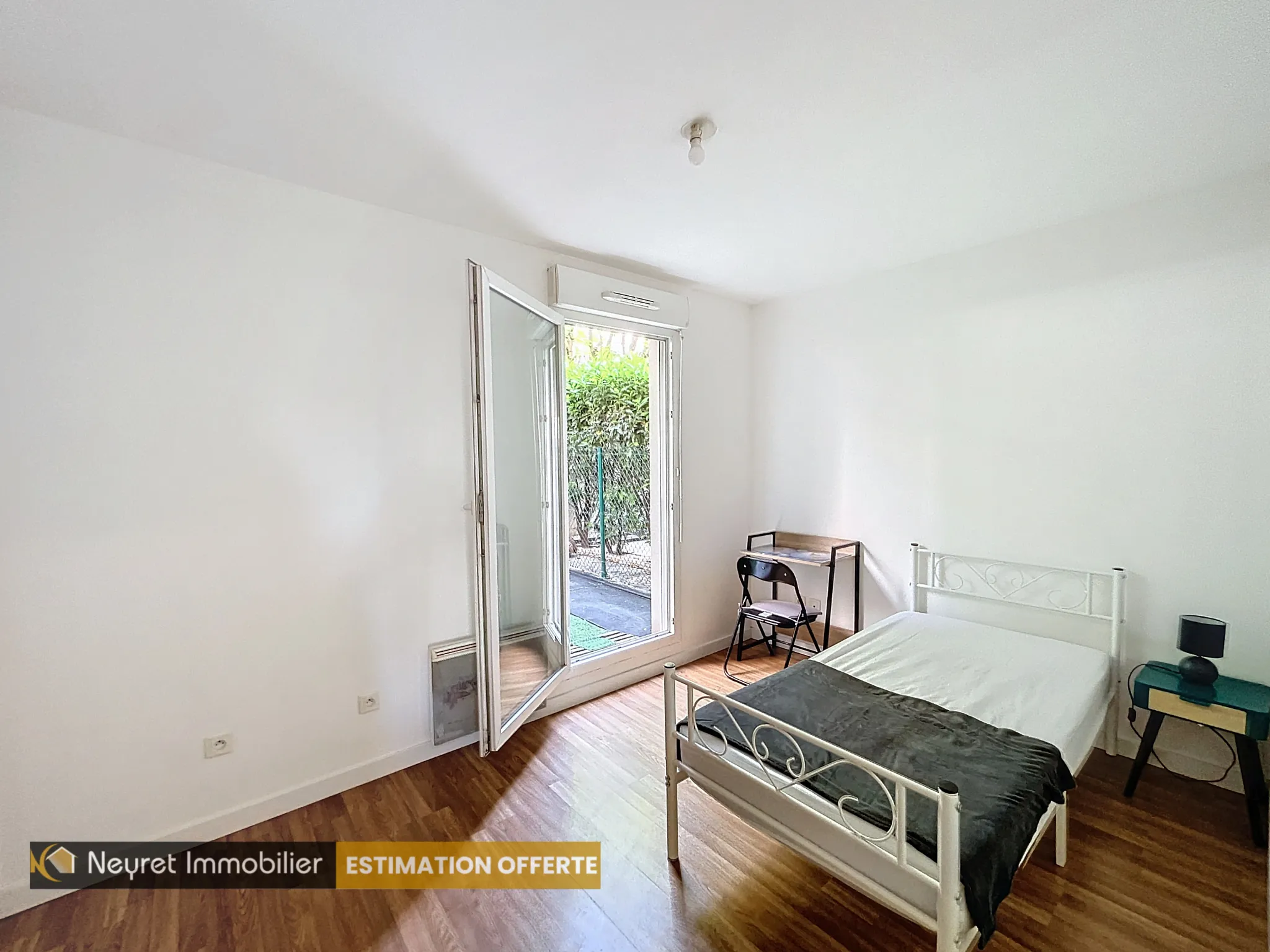 Appartement T3 avec balcon et jardin privatif à Venissieux 