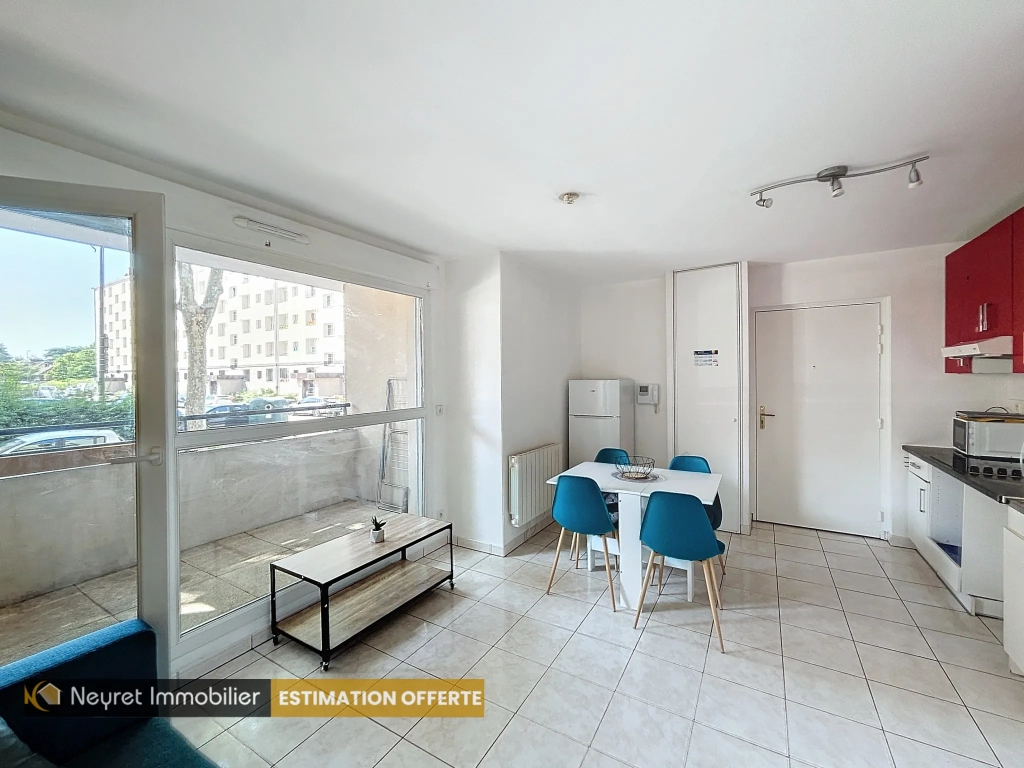 Appartement T3 avec balcon et jardin privatif à Venissieux