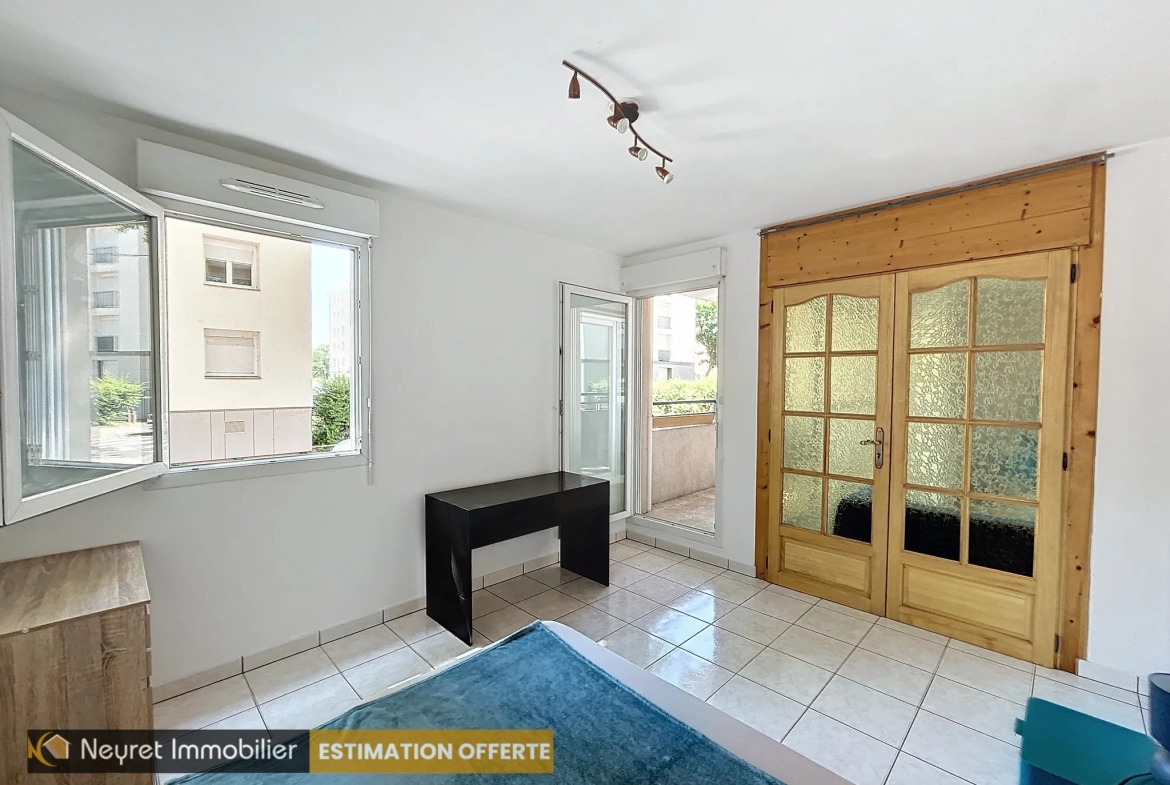 Appartement T3 avec balcon et jardin privatif à Venissieux 