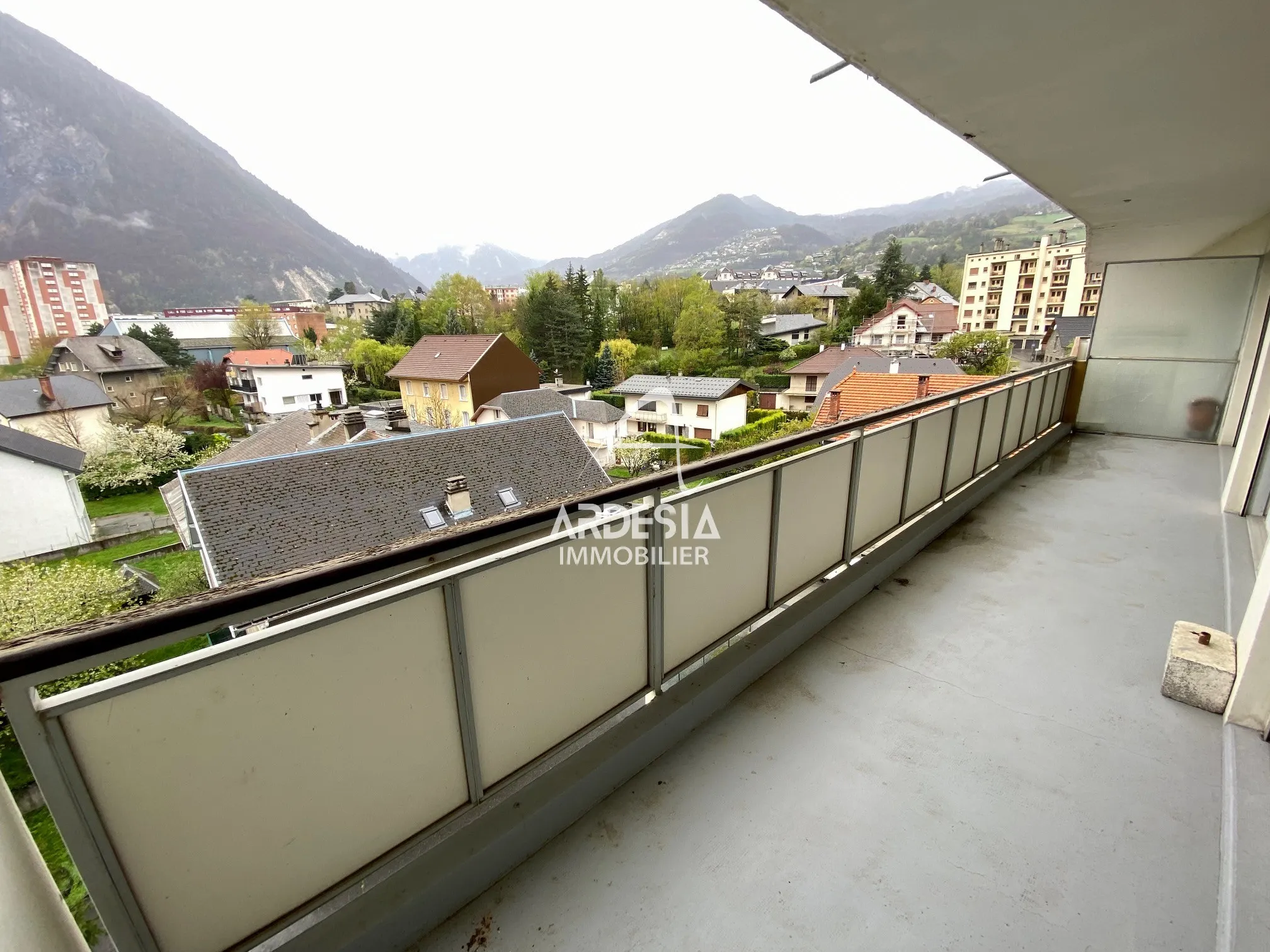 Appartement 2 chambres à acheter à Saint-Jean-De-Maurienne 