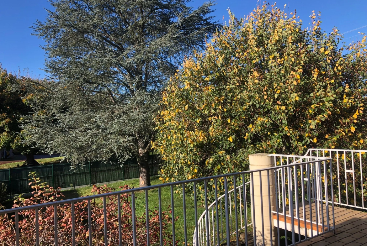 Belle maison spacieuse à Bellerive sur Allier 