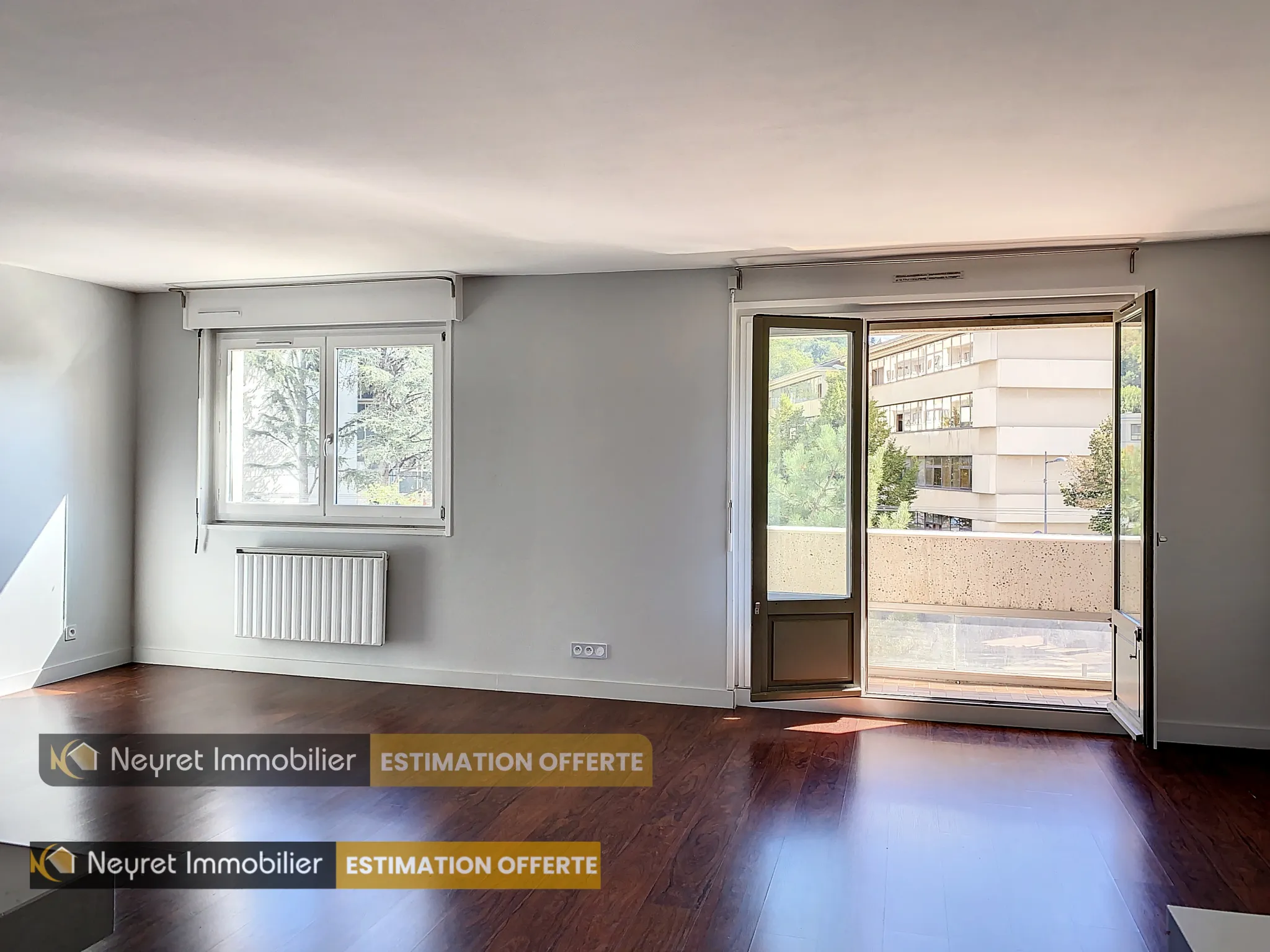 Appartement T3 97m2 avec Cuisine Équipée Haut de Gamme et Balcon Exposé Sud 