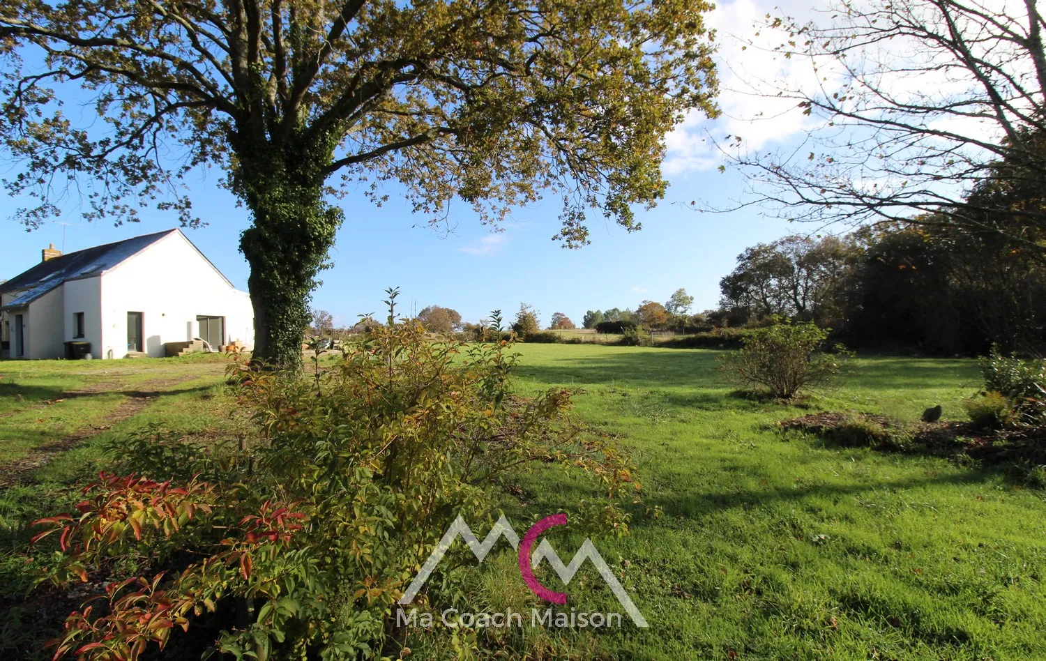 Belle maison à personnaliser à Crossac avec jardin spacieux 