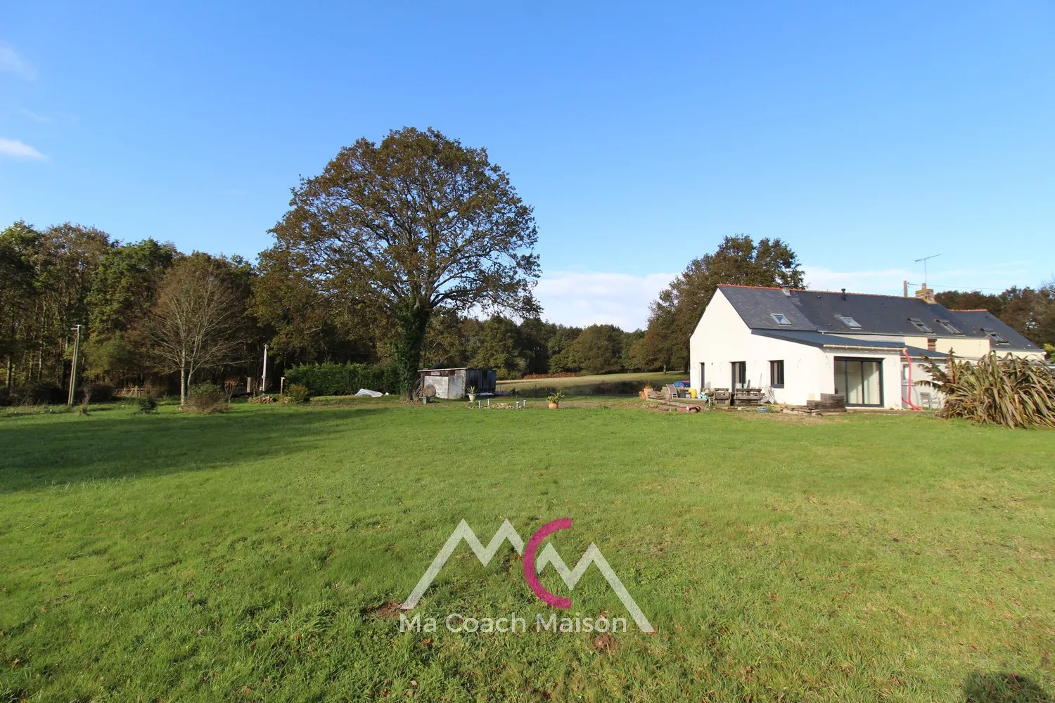 Belle maison à personnaliser à Crossac avec jardin spacieux 