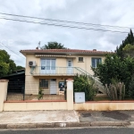 Maison des années 70 avec 4 chambres à Villeneuve sur lot