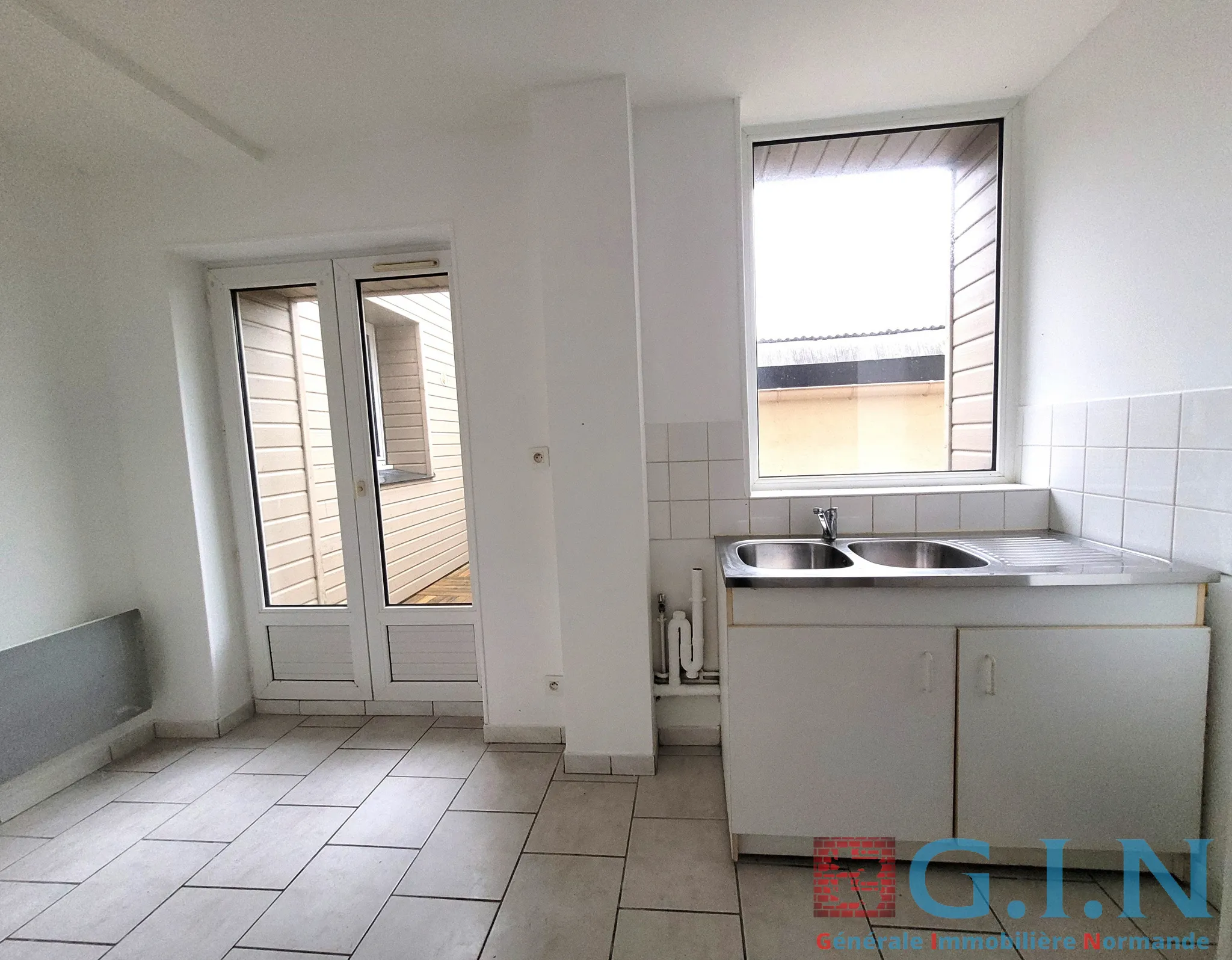 Appartement T3 de 78m2 à 400 m de la plage 