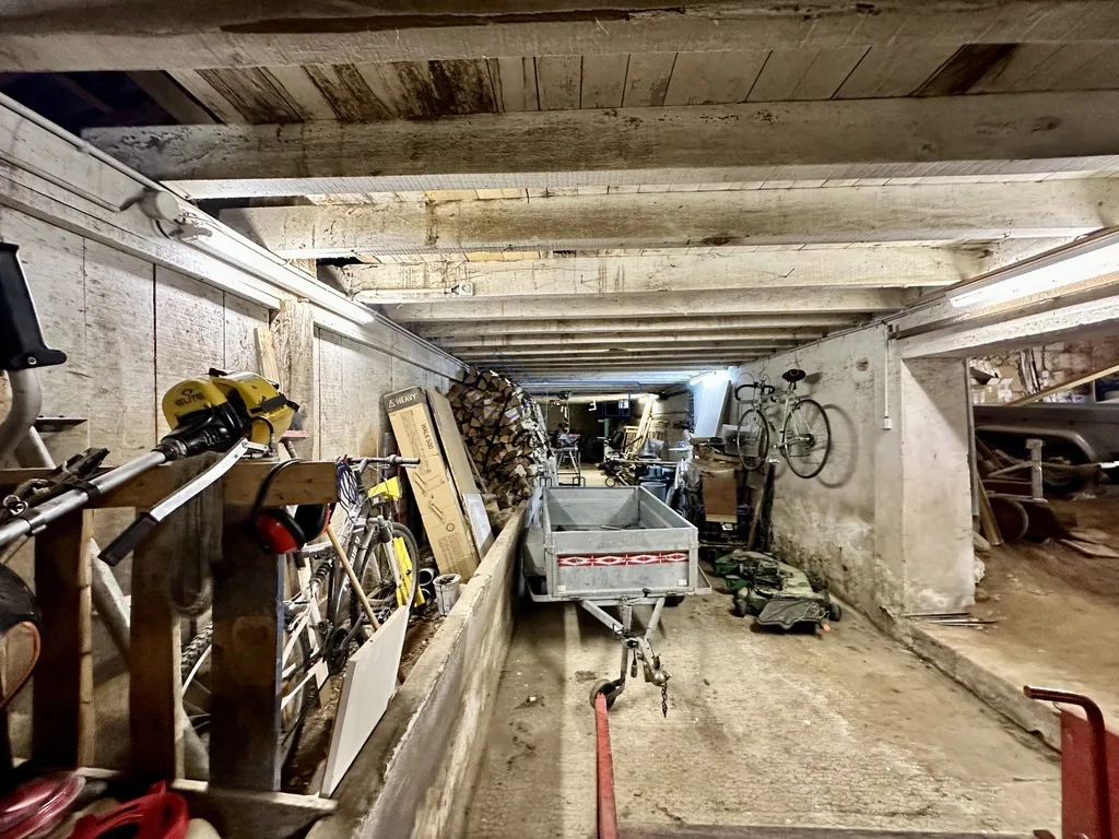 Charmante ferme avec 3 Chambres, Cuisine Ouverte et Vastes Espaces à Bergerac 24100 