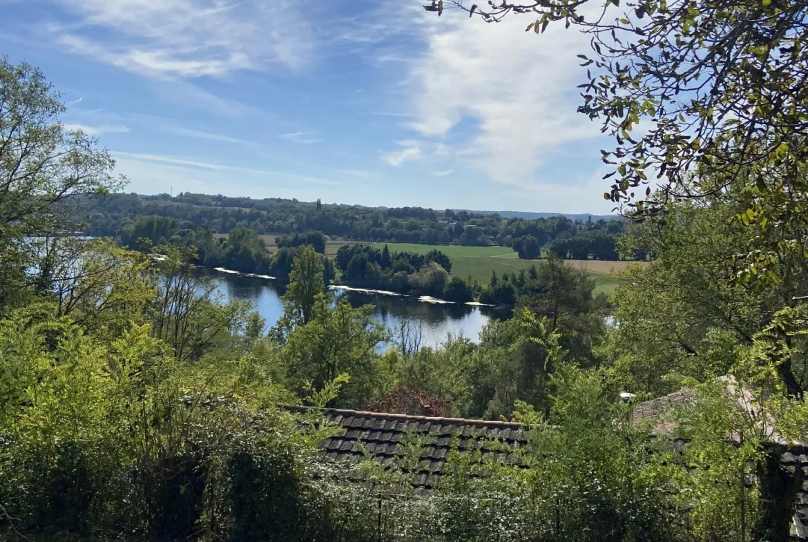 Maison 4 chambres avec vue sur la rivière à Tremolat 