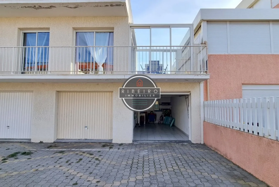 Appartement T2 avec parking et garage à vendre au Grau d'Agde 