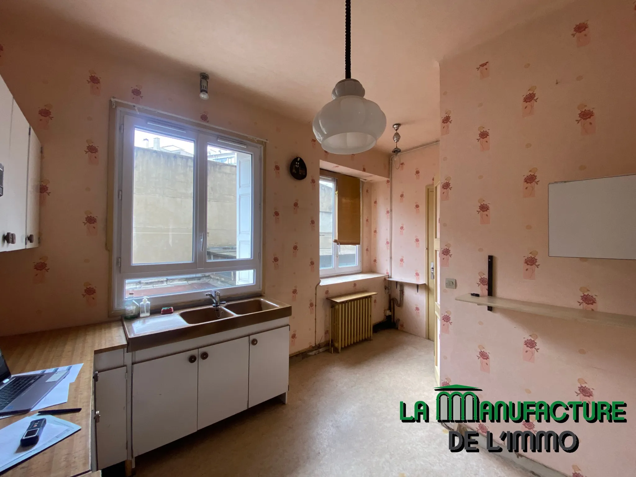 Appartement F6 avec Vue sur Place Fourneyron - Saint-Étienne 