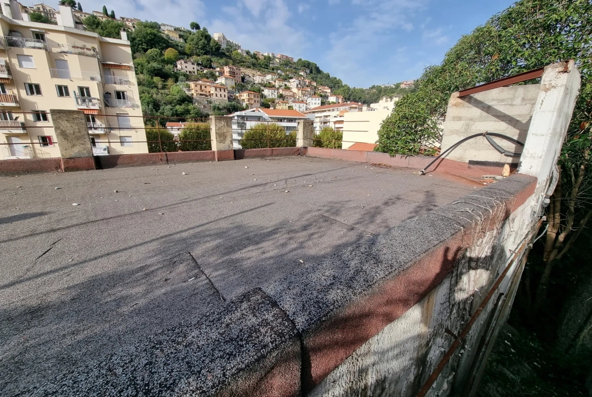 Maison individuelle avec jardin à Nice 