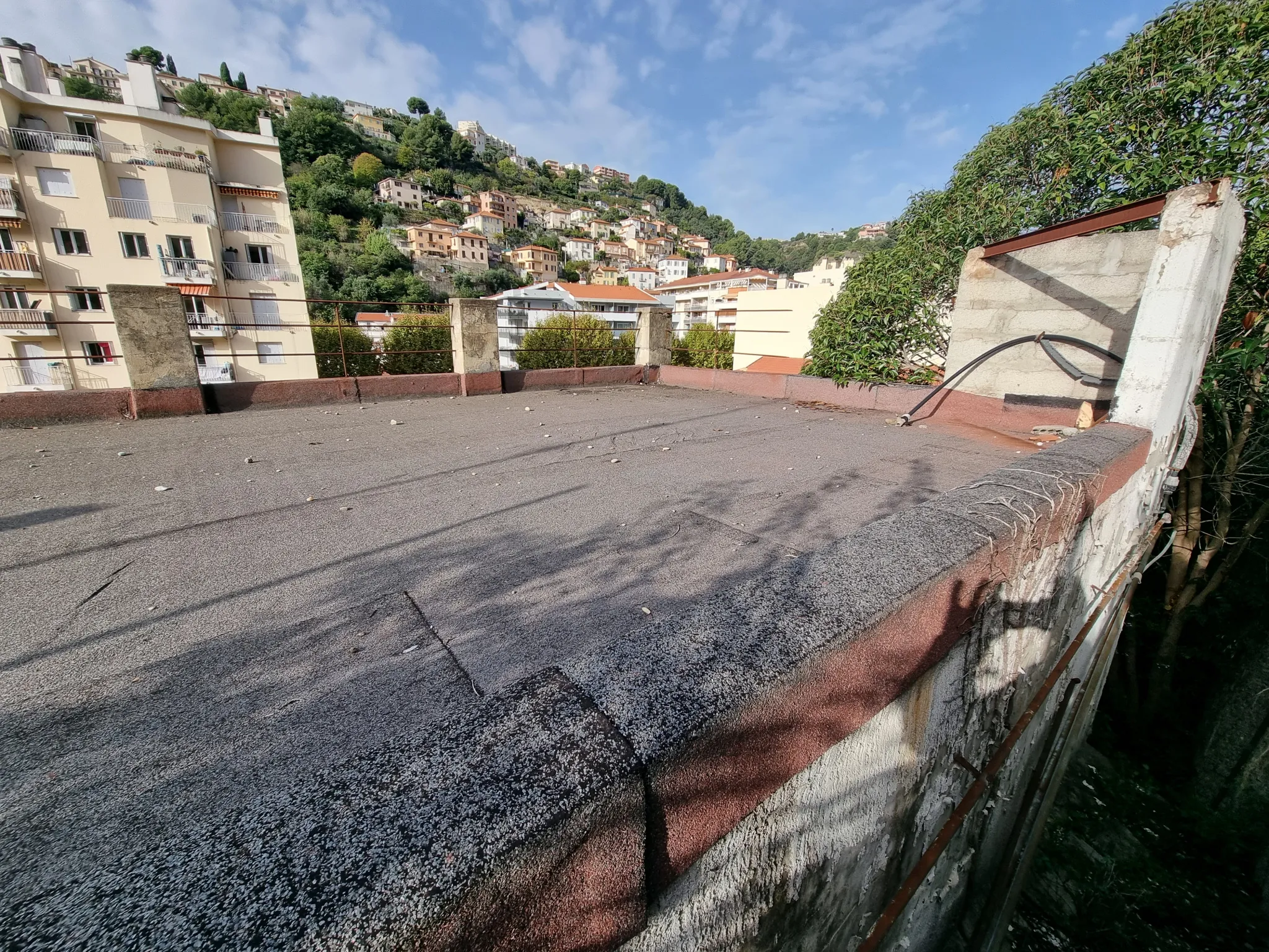 Maison individuelle avec jardin à Nice 