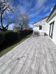 Pavillon moderne avec jardin à Ruelle sur touvre 