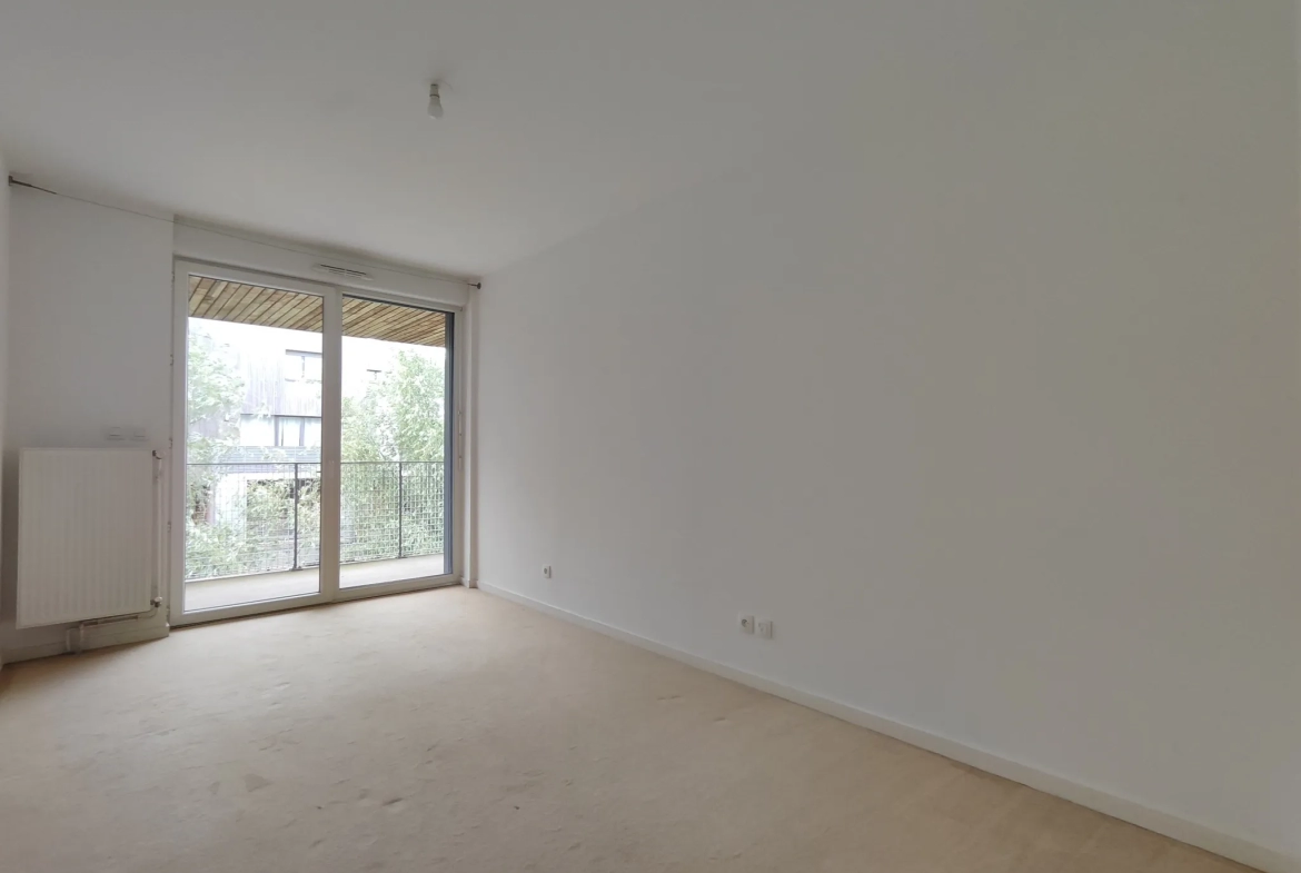 Appartement T4 à Lille avec 2 loggias et place de parking 