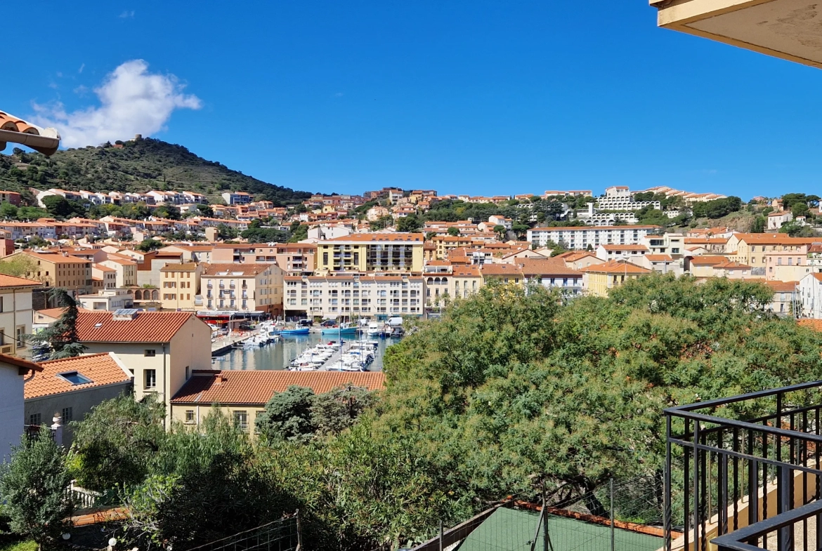 Appartement T2 à Port-Vendres avec parking et cave 