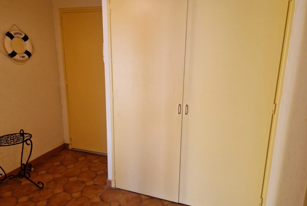 Appartement T2 à Port-Vendres avec parking et cave 