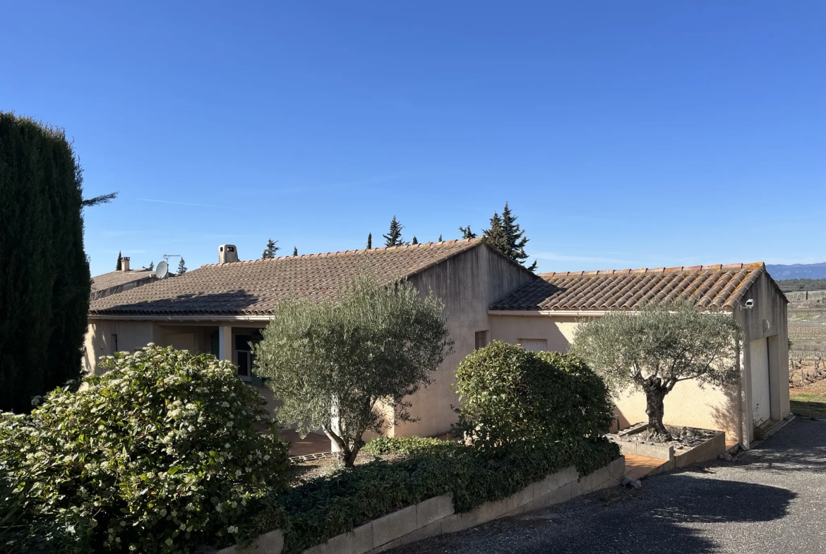 Villa 4 chambres de plain pied avec vue panoramique - Montbrun des Corbieres 