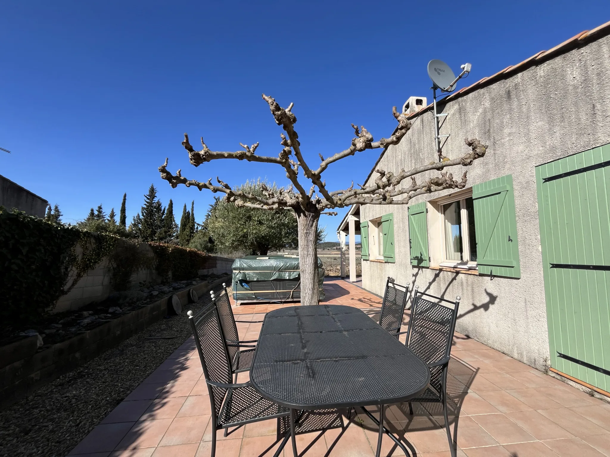 Villa 4 chambres de plain pied avec vue panoramique - Montbrun des Corbieres 