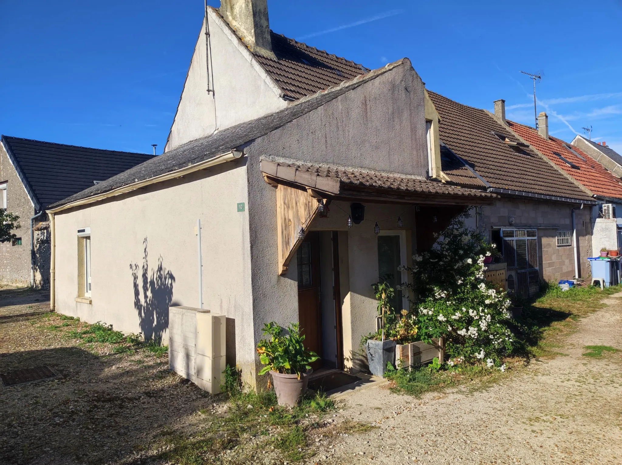 Maison Ancienne Rénovée à Sainville 