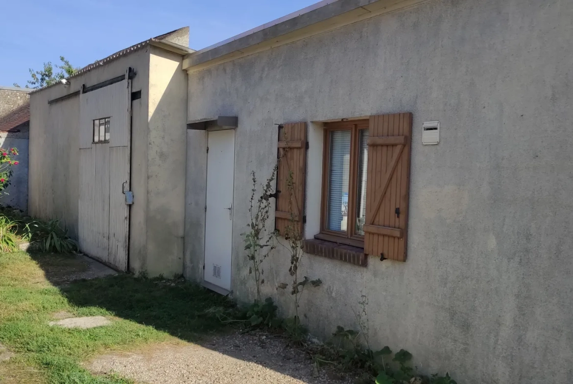 Maison Ancienne Rénovée à Sainville 