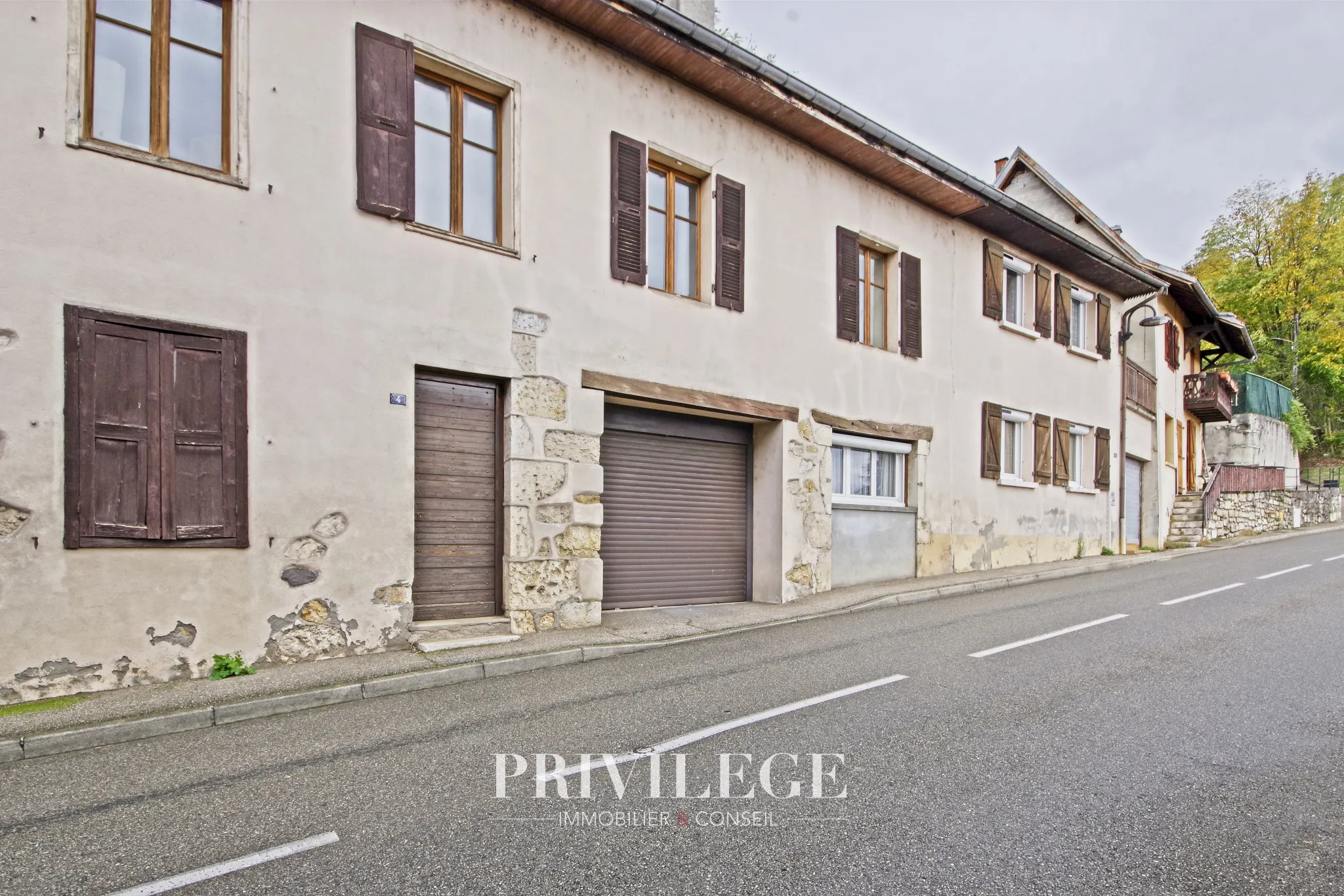 Maison de village à Pont de Beauvoisin en Savoie - 130m2 - 5 chambres 